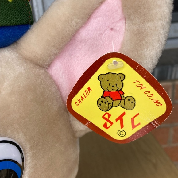 Adorable chihuahua stuffed animal wearing a Mexican sombrero 😃❤️❤️ - Picture 7 of 11